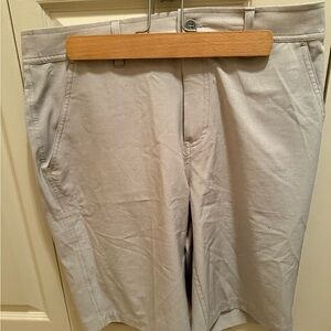 Men's Beige Shorts Size 30